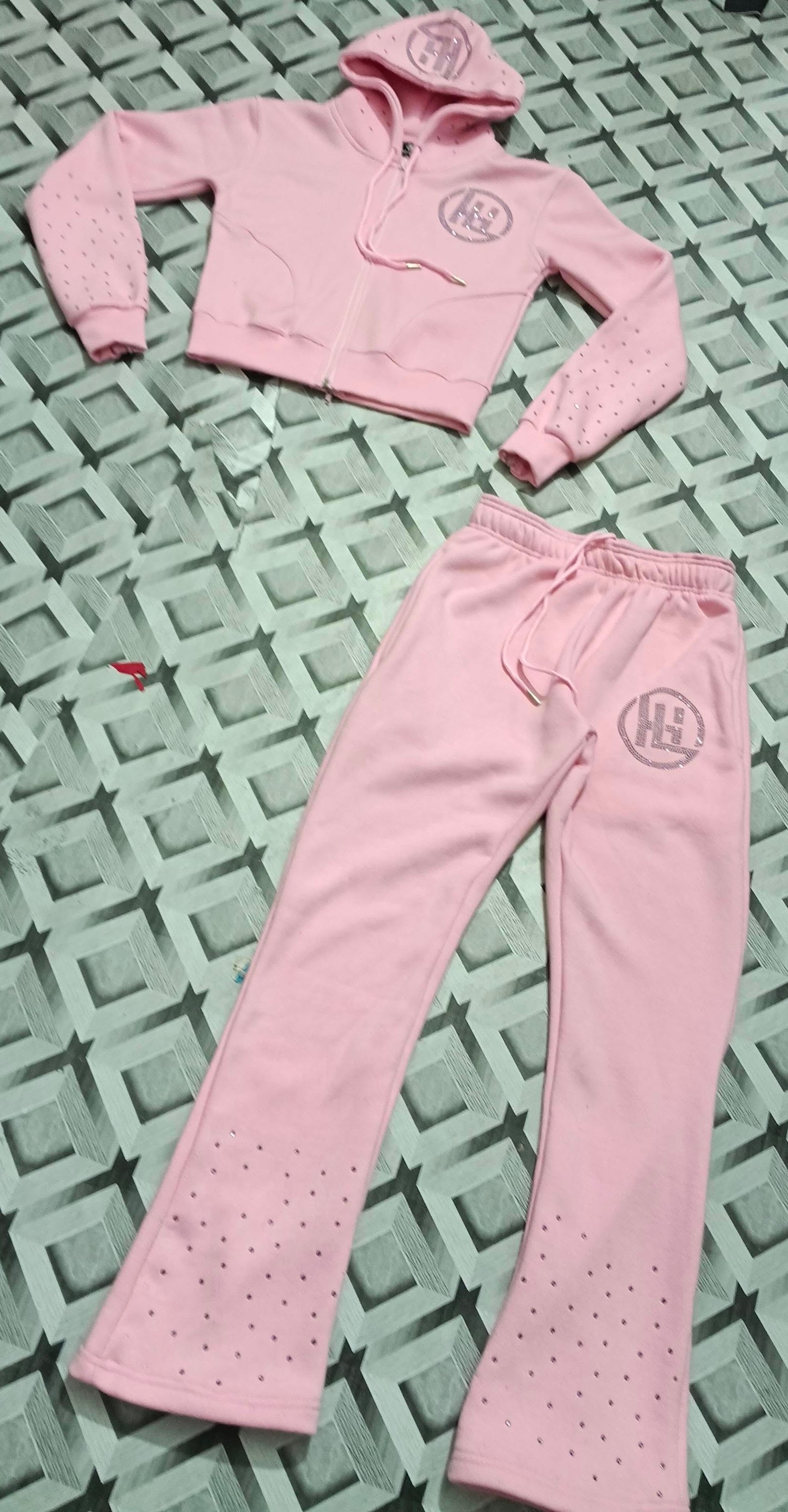 “Sweet Pink” Women’s Crop Top Jogging Suit
